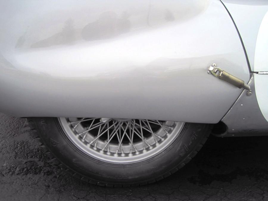 Детали экстерьера Lotus Eleven Le Mans (180) 1956 года  (фото 22 из 80)